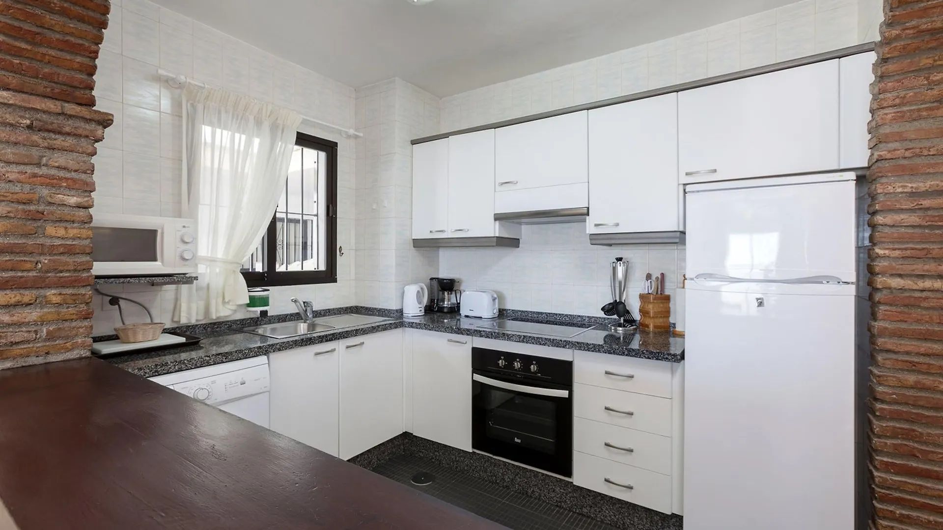 Calahonda Apartments - Los Jarales Mijas